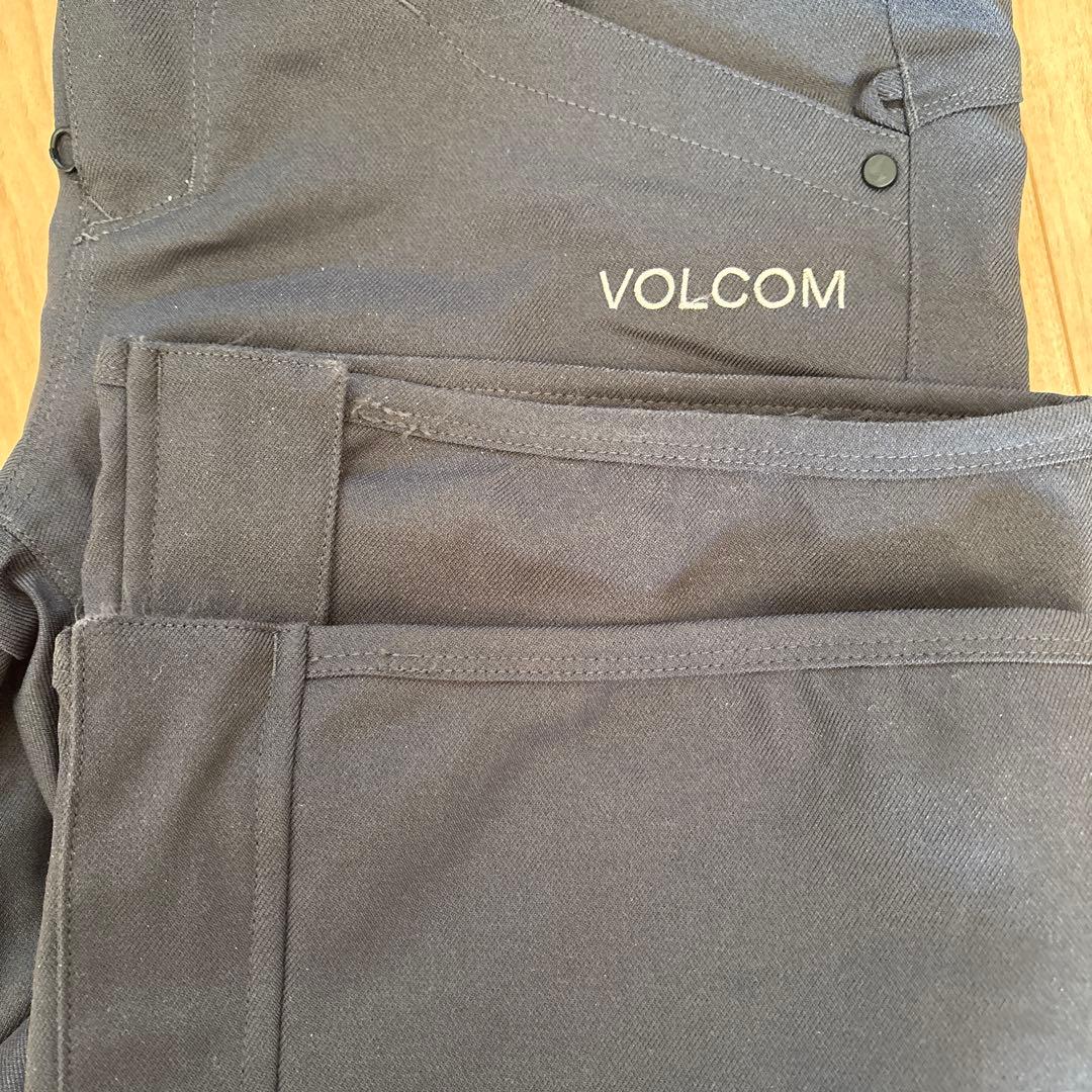 VOLCOM スノーボードウェア　上下セット