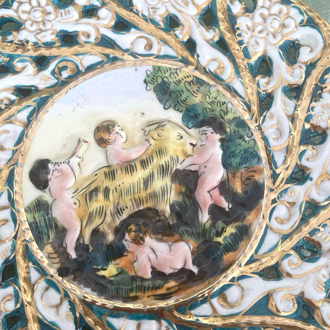 CAPODIMONTE イタリア製 陶器 飾り皿 天使　エンボス装飾アンティーク