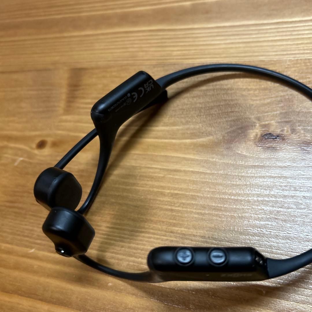 SHOKZ OPENCOMM UC 骨伝導イヤホン