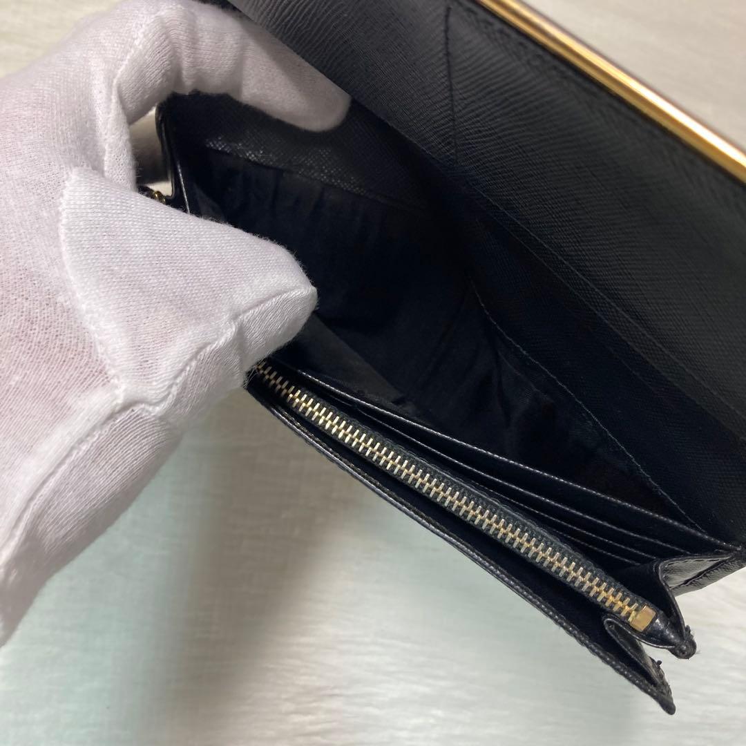 早い者勝ち　PRADA プラダ　二つ折り　ロングウォレット　プレート　黒　大人気