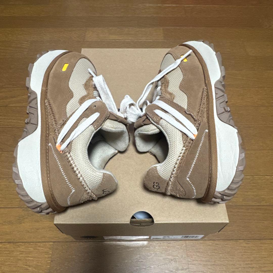 UGG ブラウン スニーカー　23.5㎝