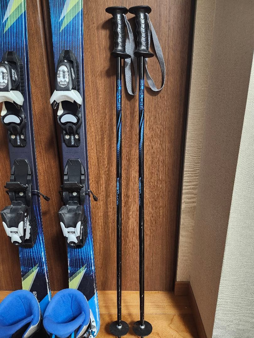 スキー3点セット スキー板128cm ブーツ21~21.5cm ストック　子供