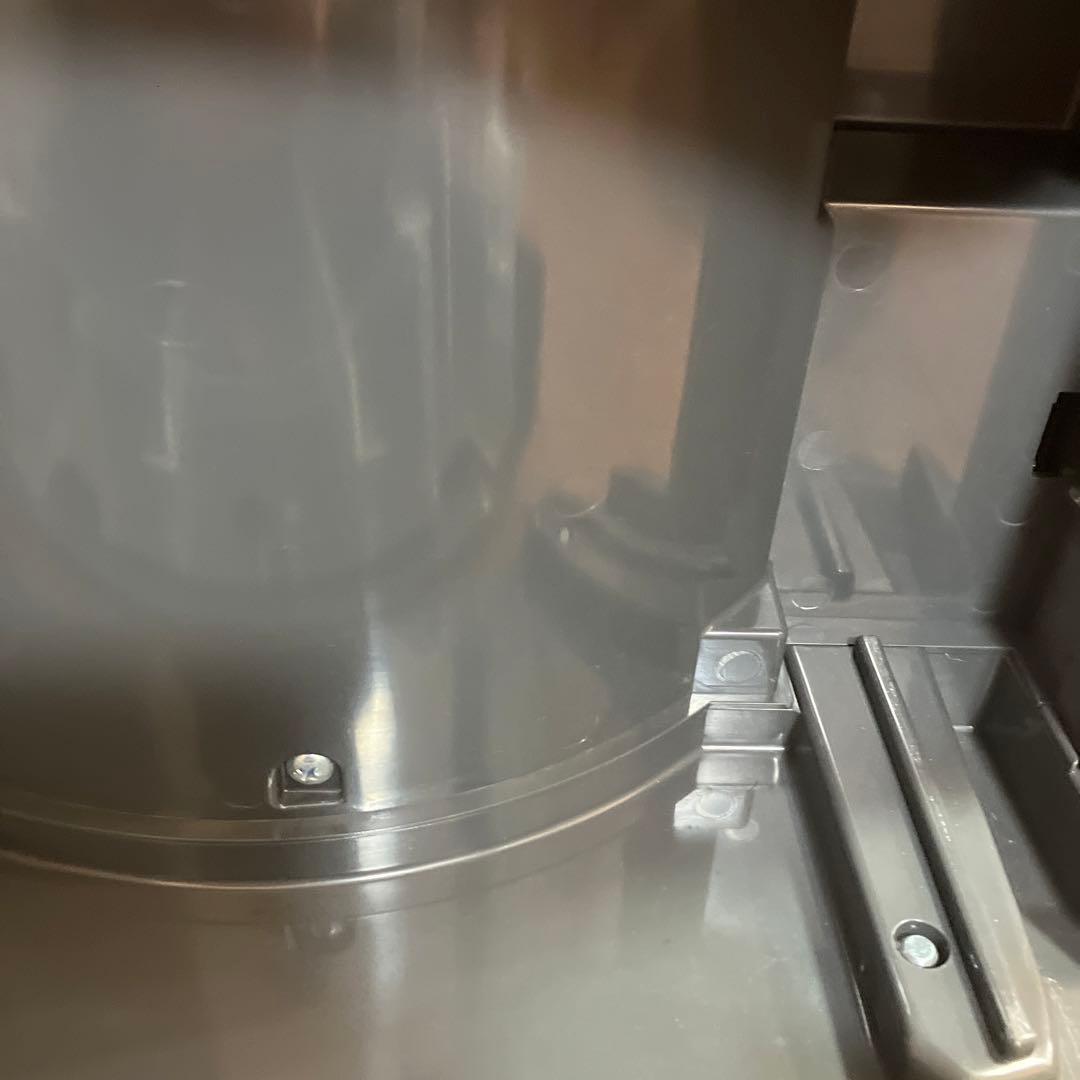 エレクトロラックス 2022年製　空気清浄機付き除湿機 EDH12TRBD3