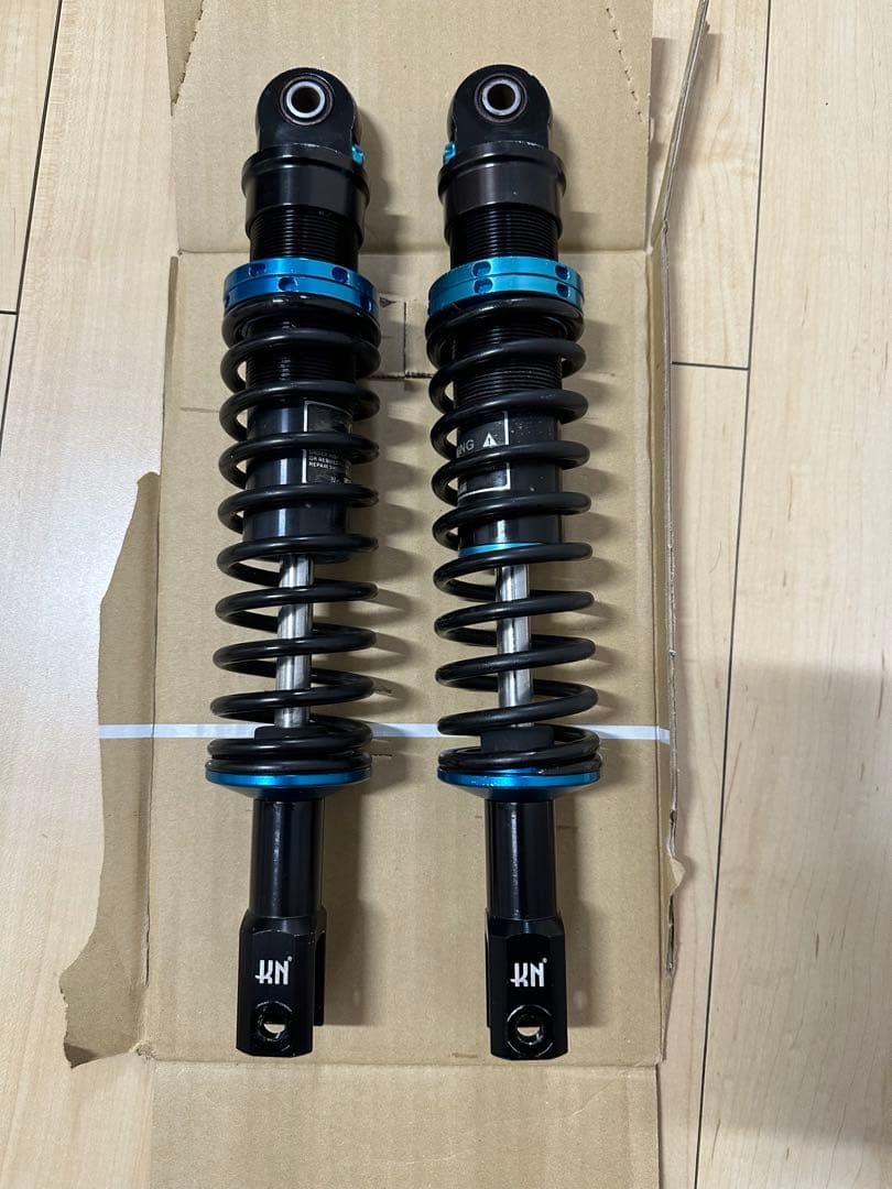 美品！ シグナスX　SR　１型　２型　3型　KN企画　リアサスペンション