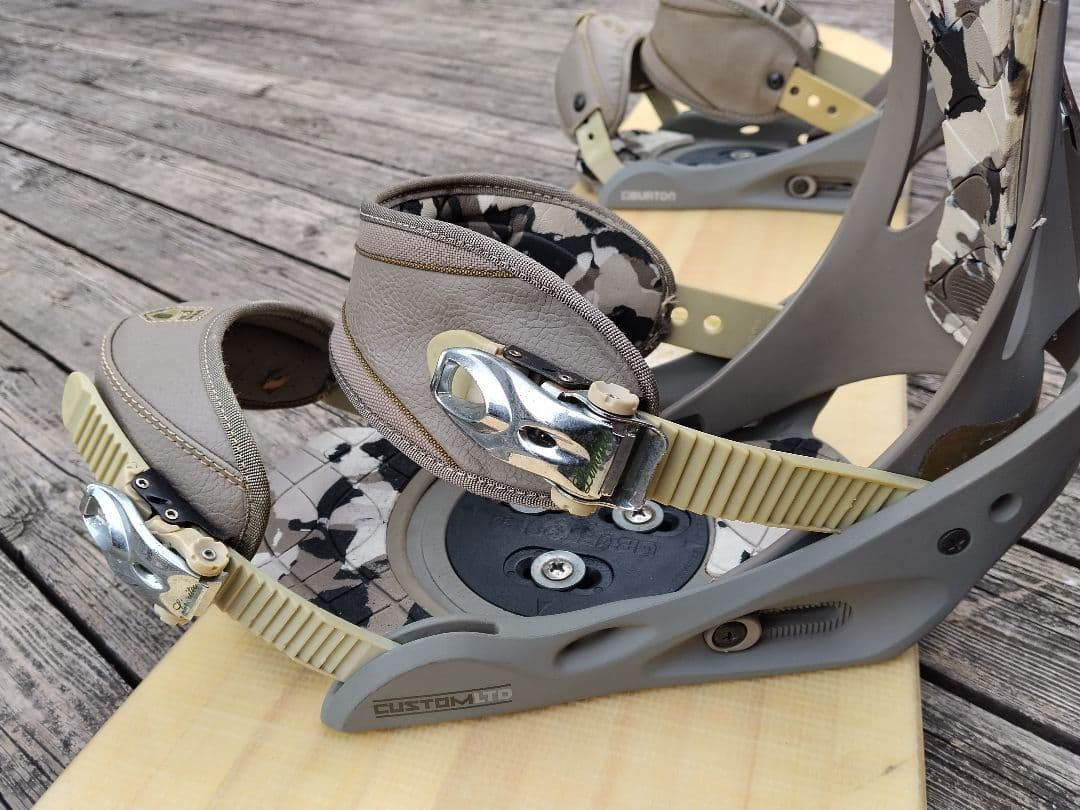 じ*ら様 バートンスノーボード BURTON CHARGER 152 ジャンクビ