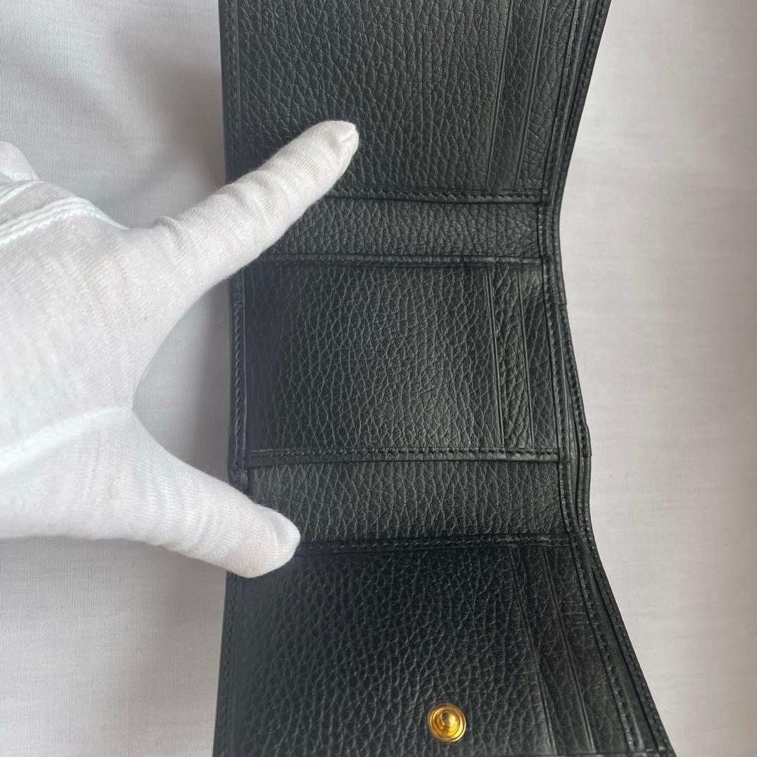 GUCCI ブラックレザー 三つ折り財布