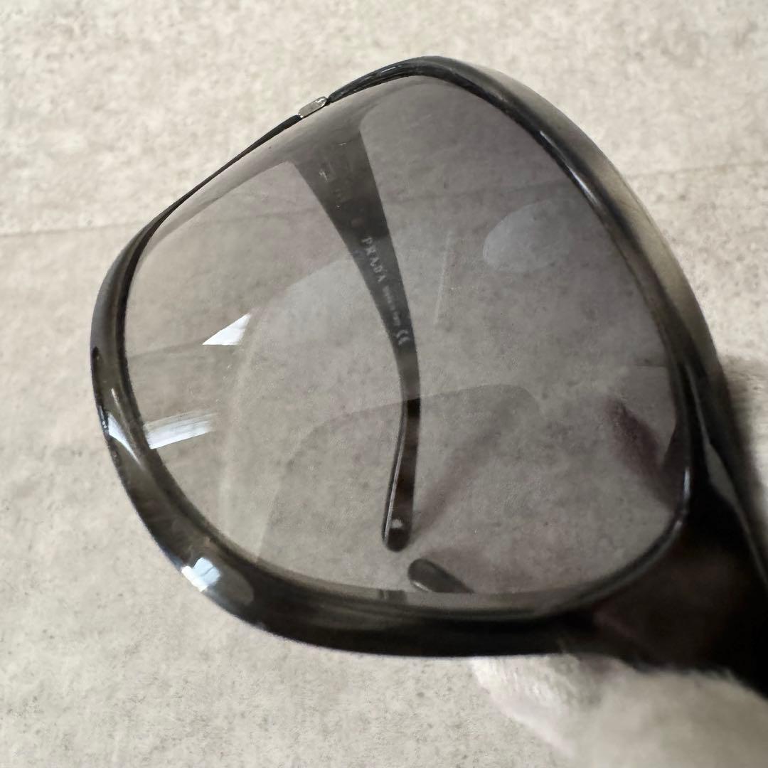プラダ　サングラス　グレー　べっこう柄　黒　ガクト着用　箱付　SPR14G