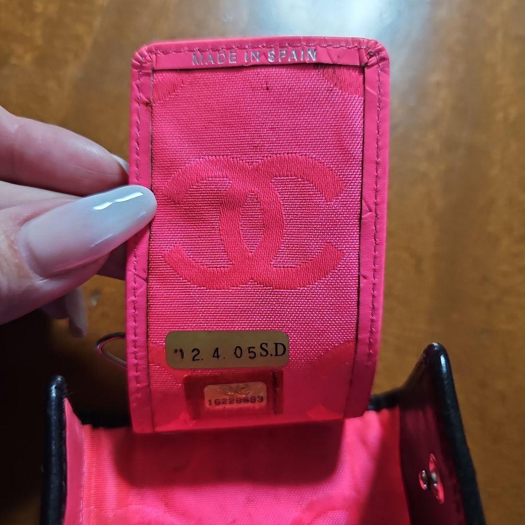 CHANEL キーケース 黒/ピンク キルティング