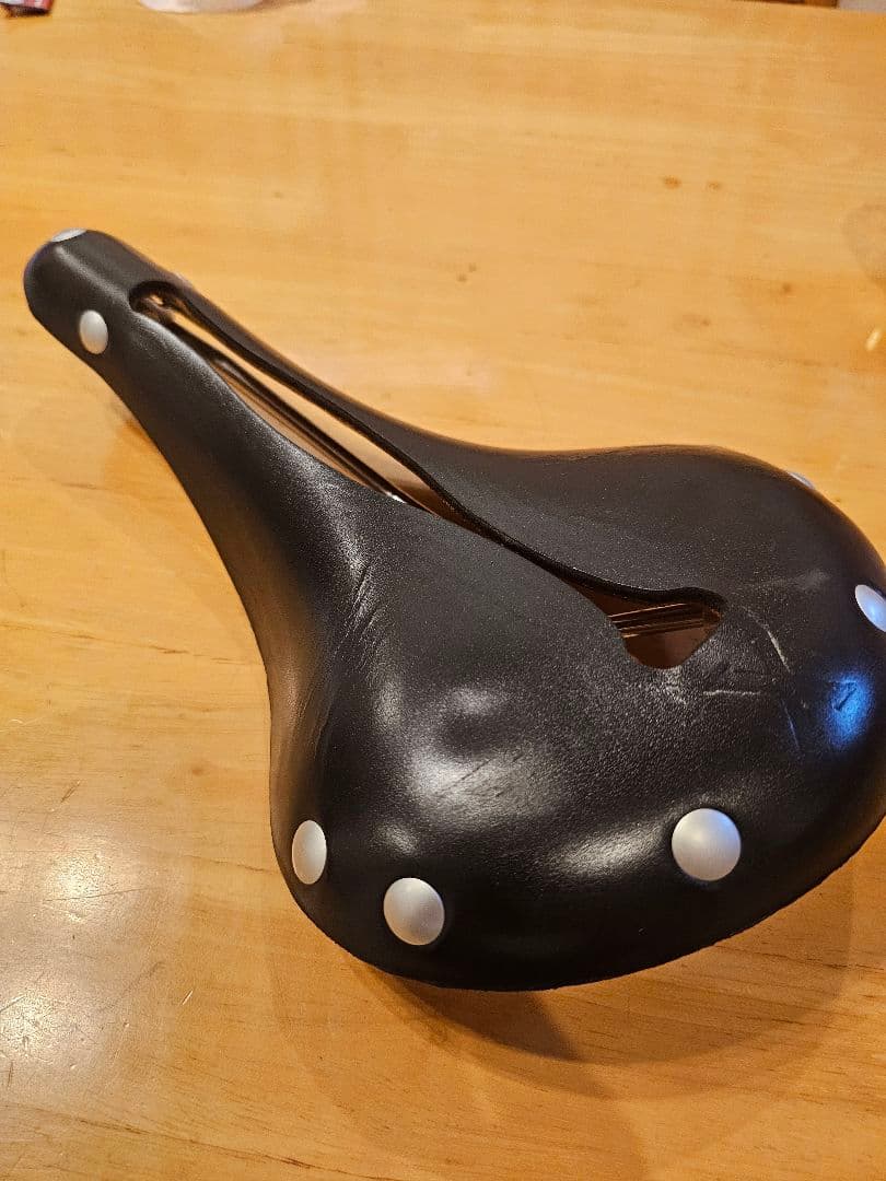 セラアナトミカ　X2　レザーサドル　ブラック