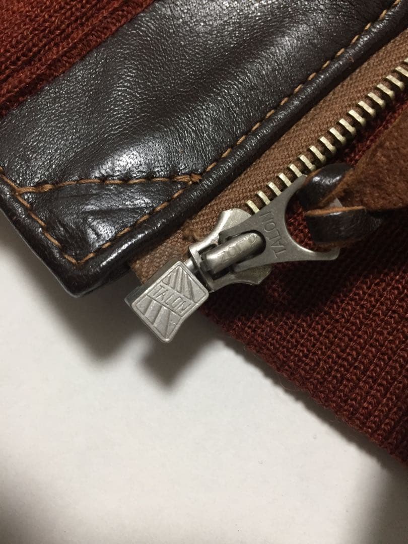 未使用級THE FEW A-2　ホース ROUGH WEARツインラベル　赤リブ