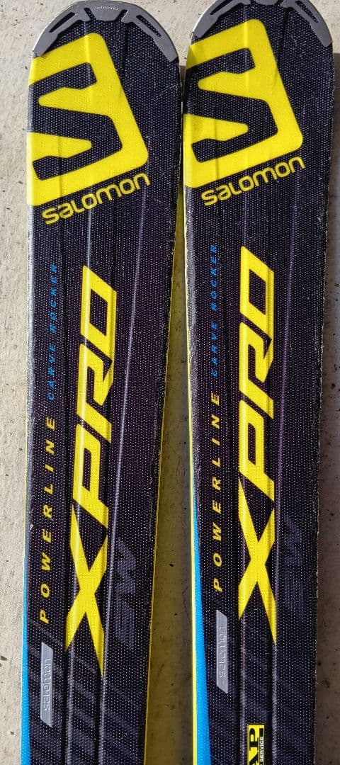 【値上げ！】サラモンSalomon X-Pro 169Cm スキー&ストック付き