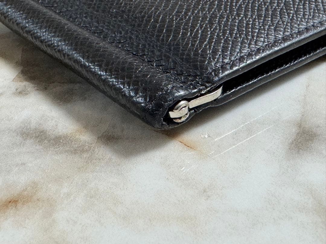 【正規品・美品】ルイヴィトン マネークリップ 財布 タイガ・レザー ブラック