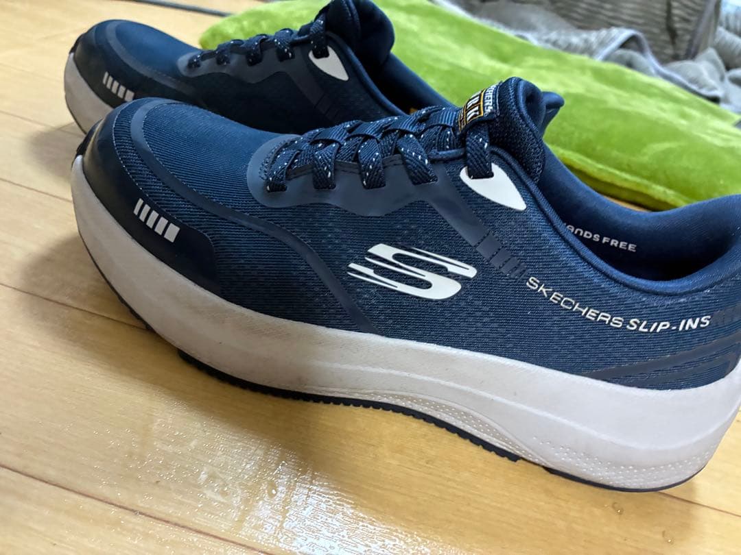 スケッチャーズ安全靴