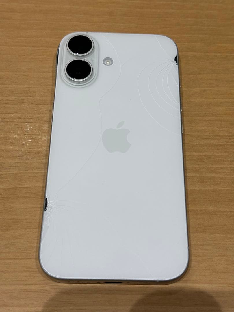 Apple iPhone 16 ホワイト　ジャンク