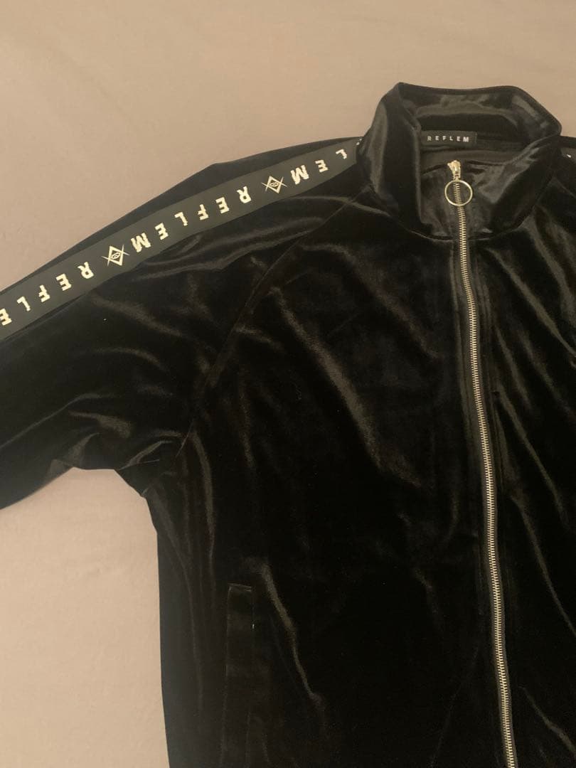【美品】『REFLEM/レフレム』ロゴテープベロアジャージ