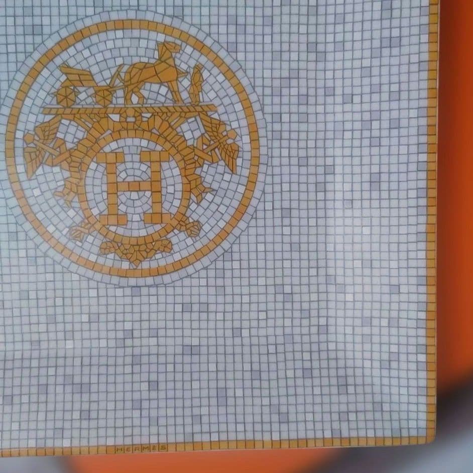 最終セール❄️未使用◆HERMESプチカレ 24ゴールド　15×15cm