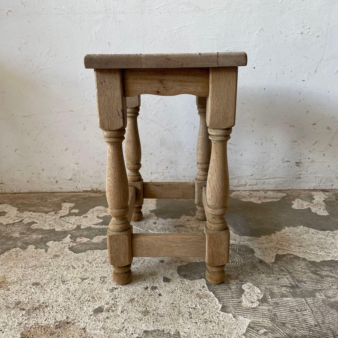 ビンテージ　サイドテーブル ベッドサイドテーブル　スツール　剥離