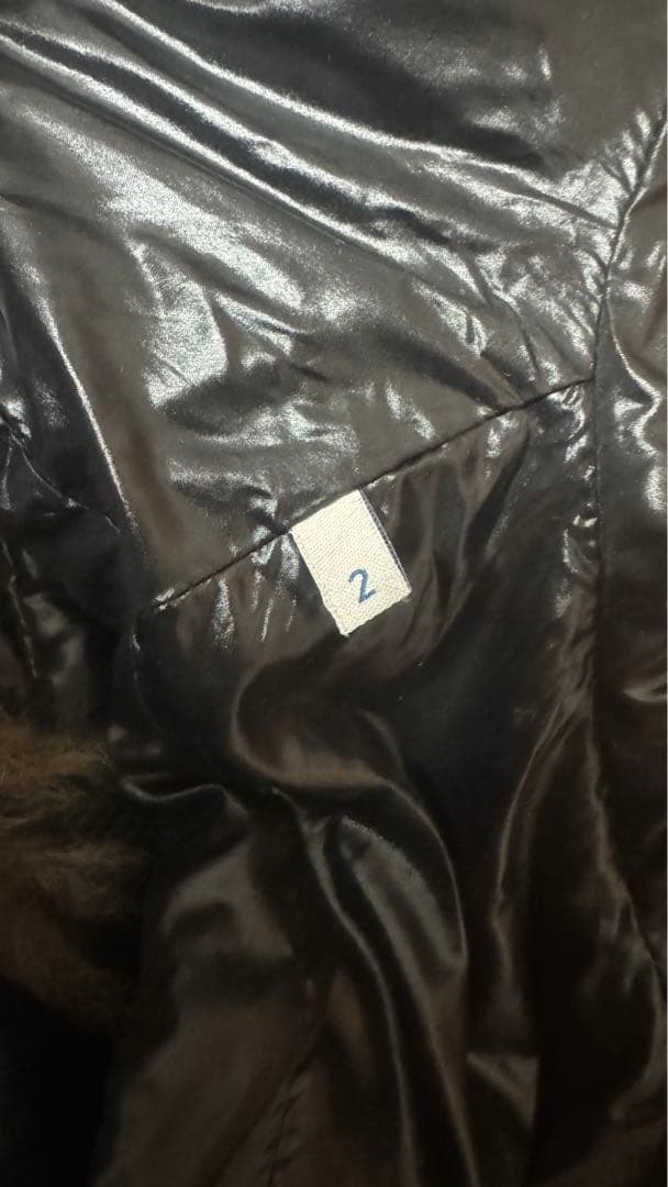 超お得‼️ MONCER ブラックファーダウンベスト ［ファー付き］