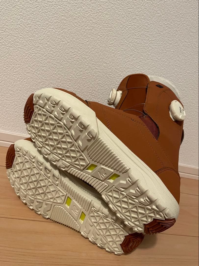 【新品未使用】K2 MINK BOA スノーボードブーツ 女性用 23cm