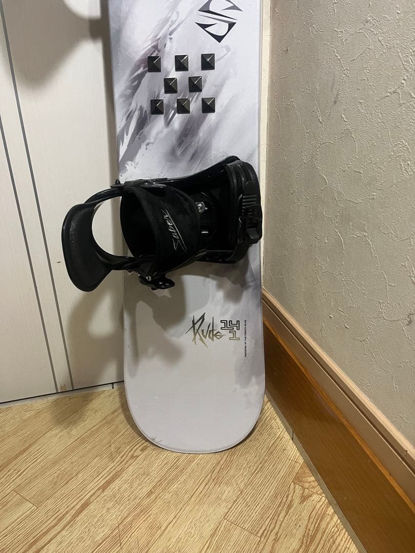 本日限定価格！初中級者向け！サロモン rude 141cm saberバイン