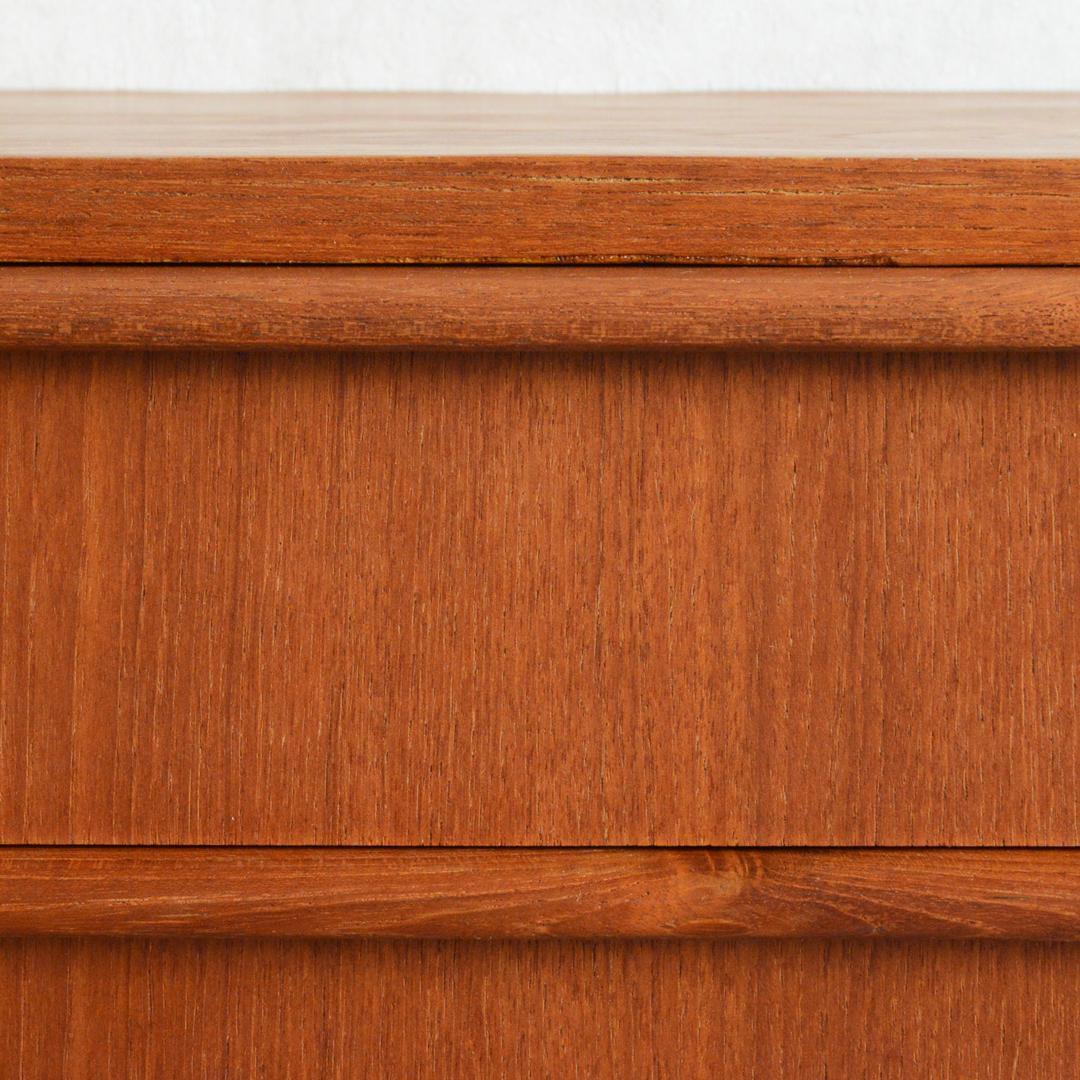 デンマーク 北欧ヴィンテージ チーク ３段 チェスト 北欧家具 サイドチェスト