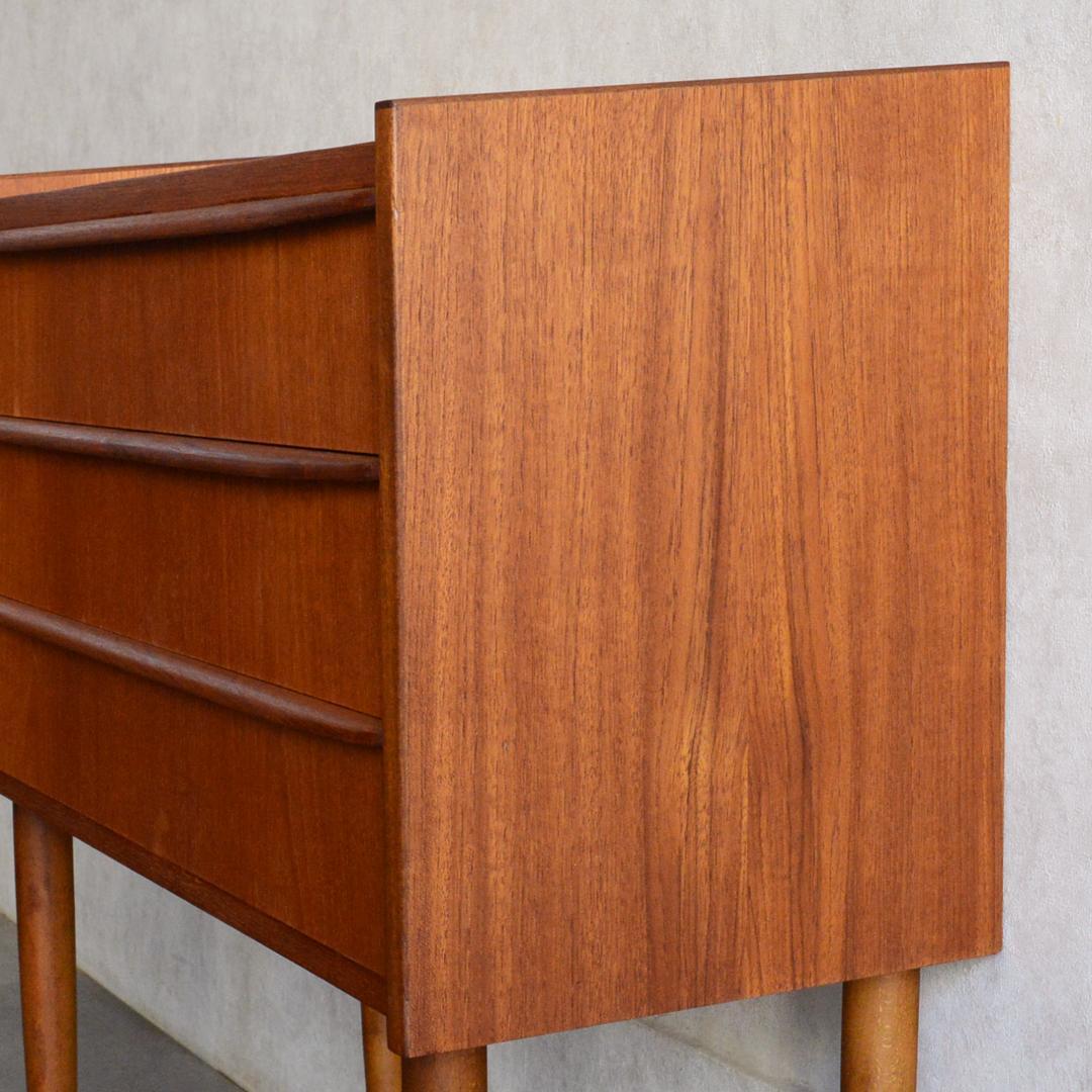 デンマーク 北欧ヴィンテージ チーク ３段 チェスト 北欧家具 サイドチェスト