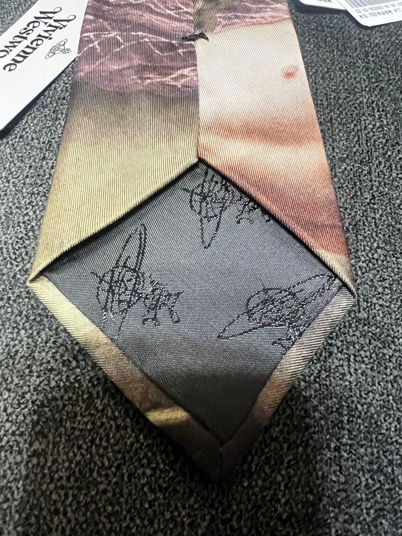 Vivienne Westwood アートプリント ネクタイ