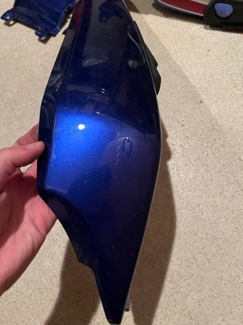 CB400SF NC42後期 テールカウル　トリコロール