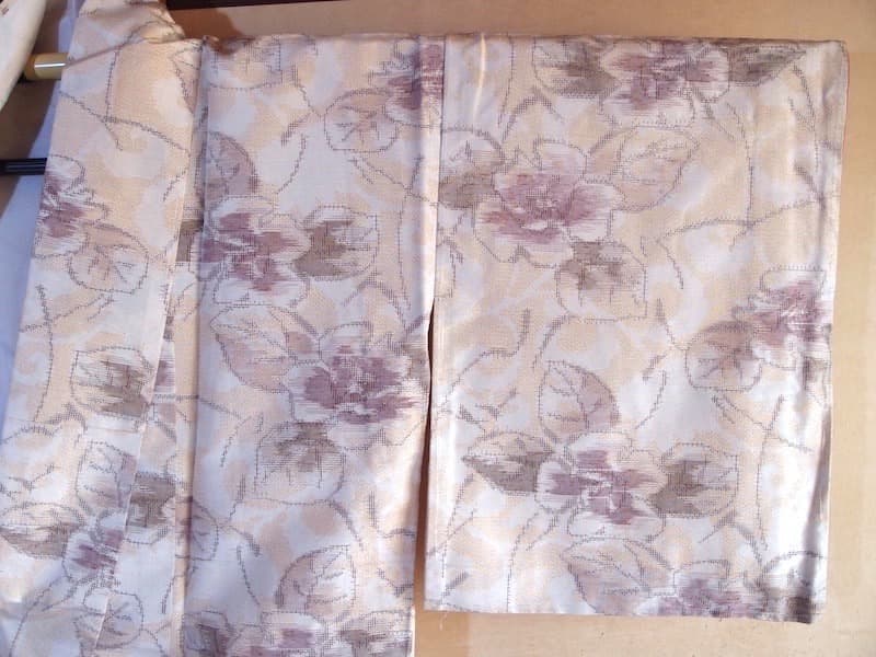 未使用　紬着物（花葉文）裄66,5　正絹美品