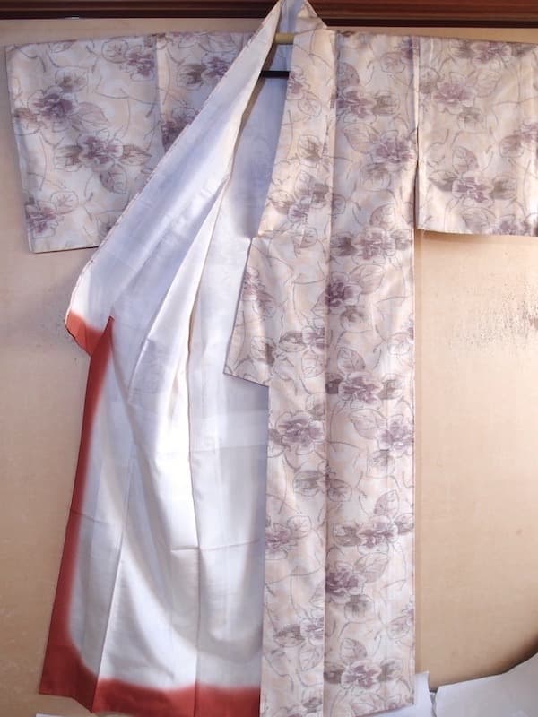 未使用　紬着物（花葉文）裄66,5　正絹美品