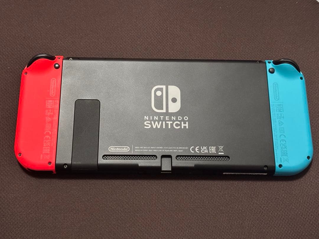 Nintendo Switch 本体　＋　ソフト4個セット