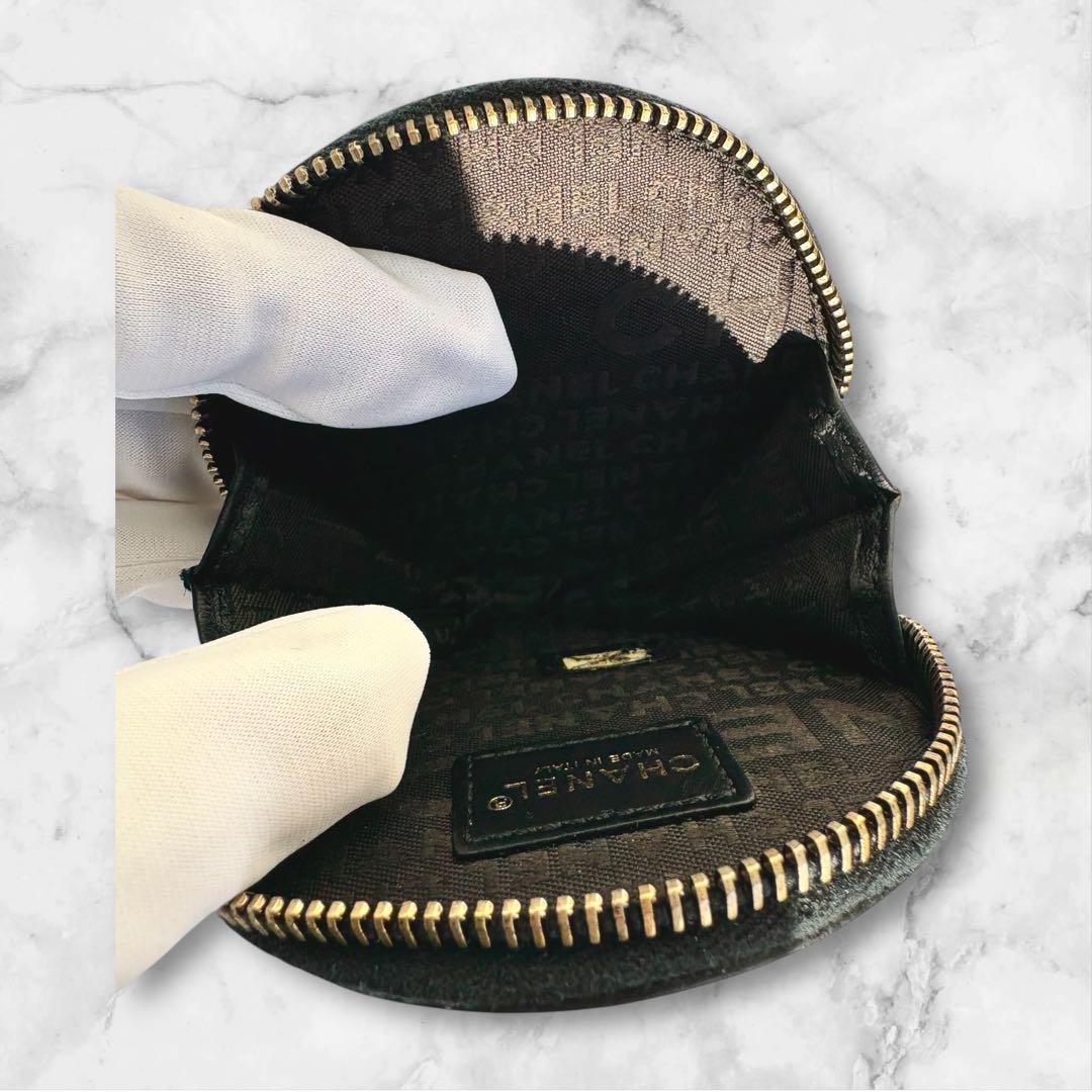 CHANEL 本物 カメリアケース 小銭入 シール有 丸型 本革 レザー