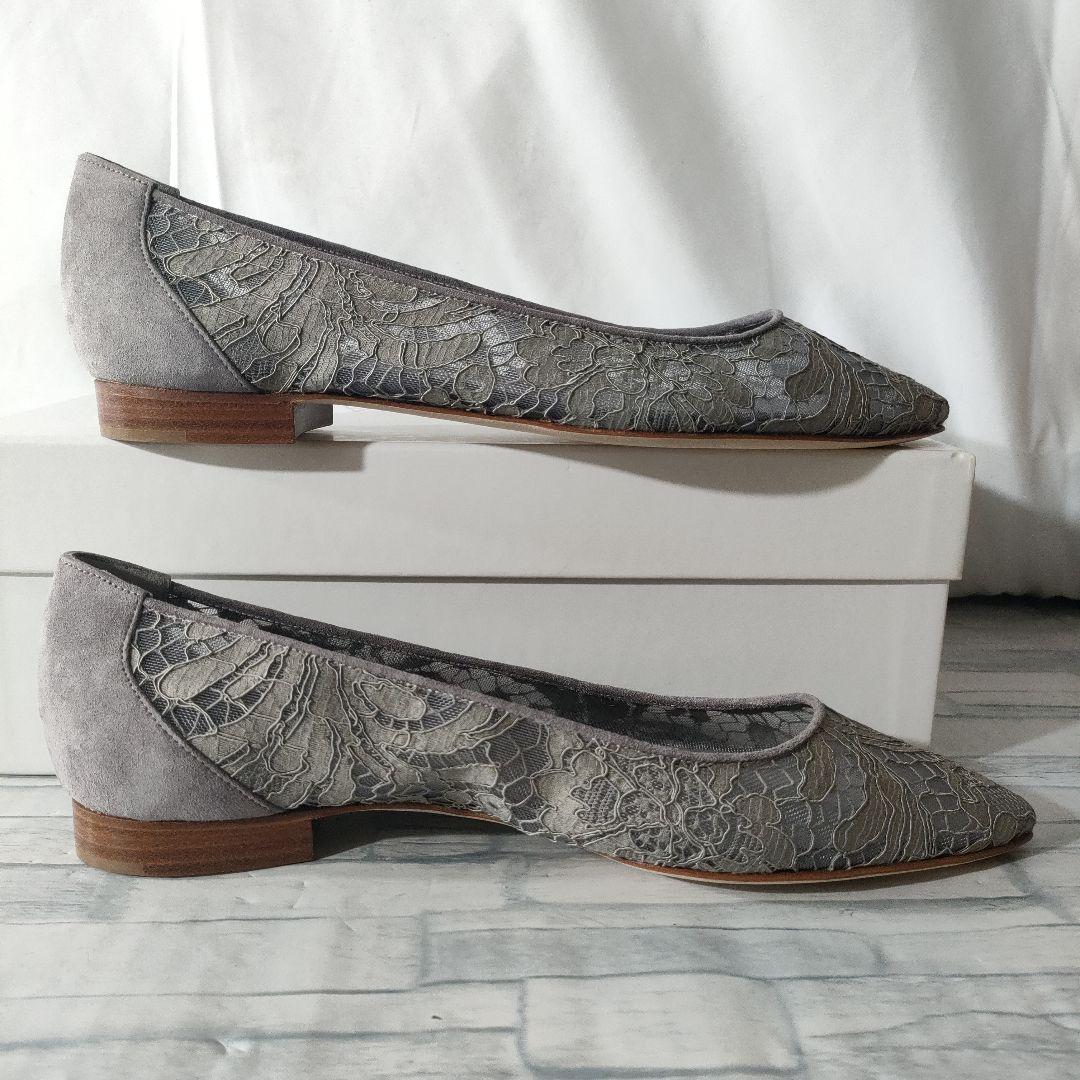 箱保存袋付き未使用品✨マノロブラニク　レースフラットシューズ　グレー　36.5