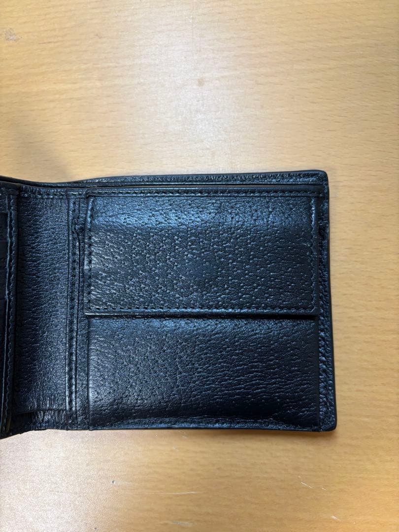 Gucci 黒 レザー 二つ折り財布 GGロゴ