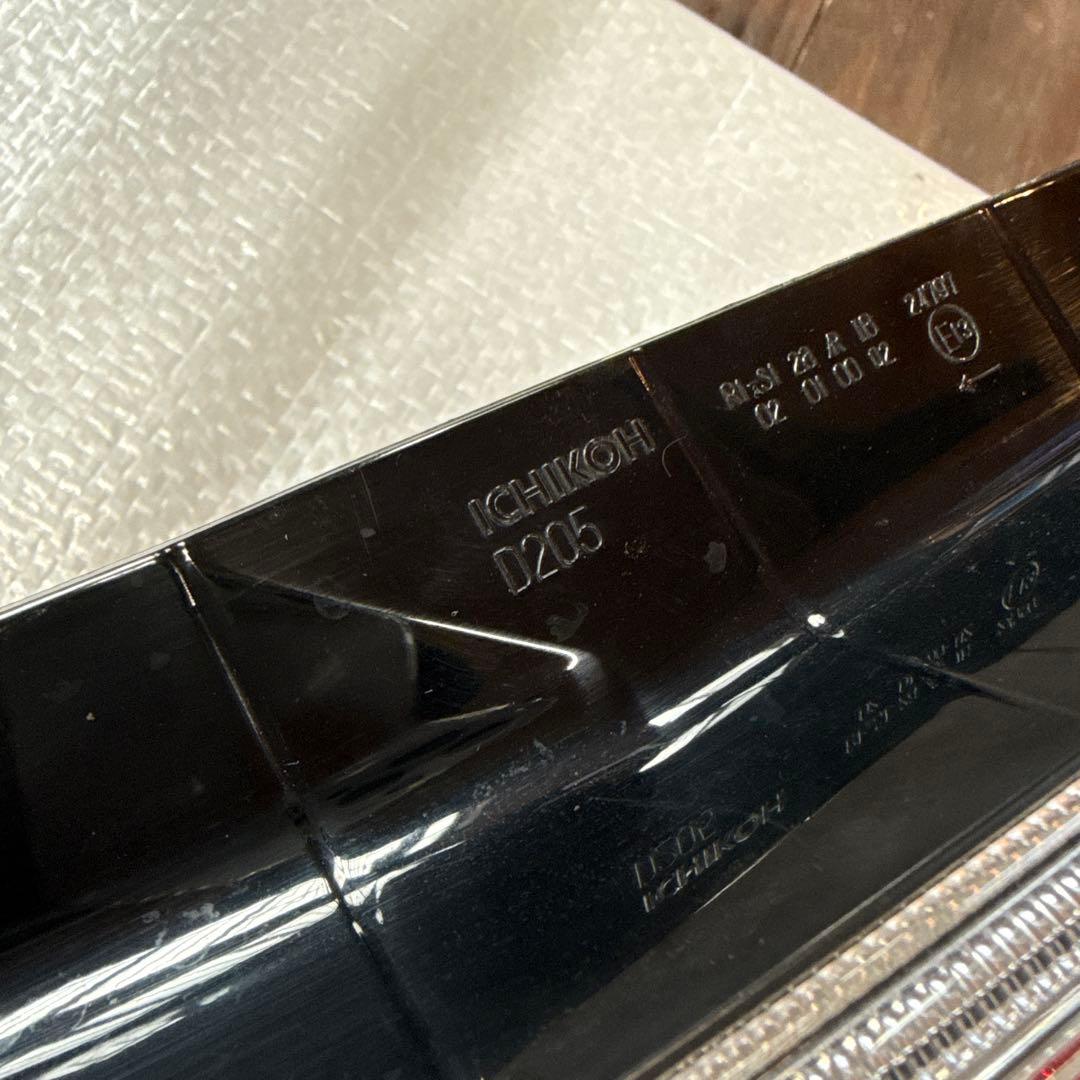 スズキ MH55S ワゴンR テールランプ 左