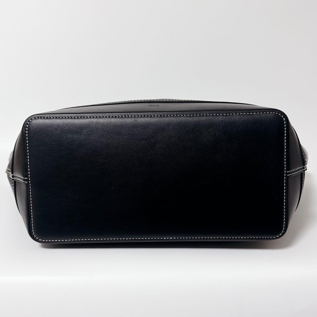 【人気商品】vasic mask ラージサイズ　トートバッグ レザー　ブラック