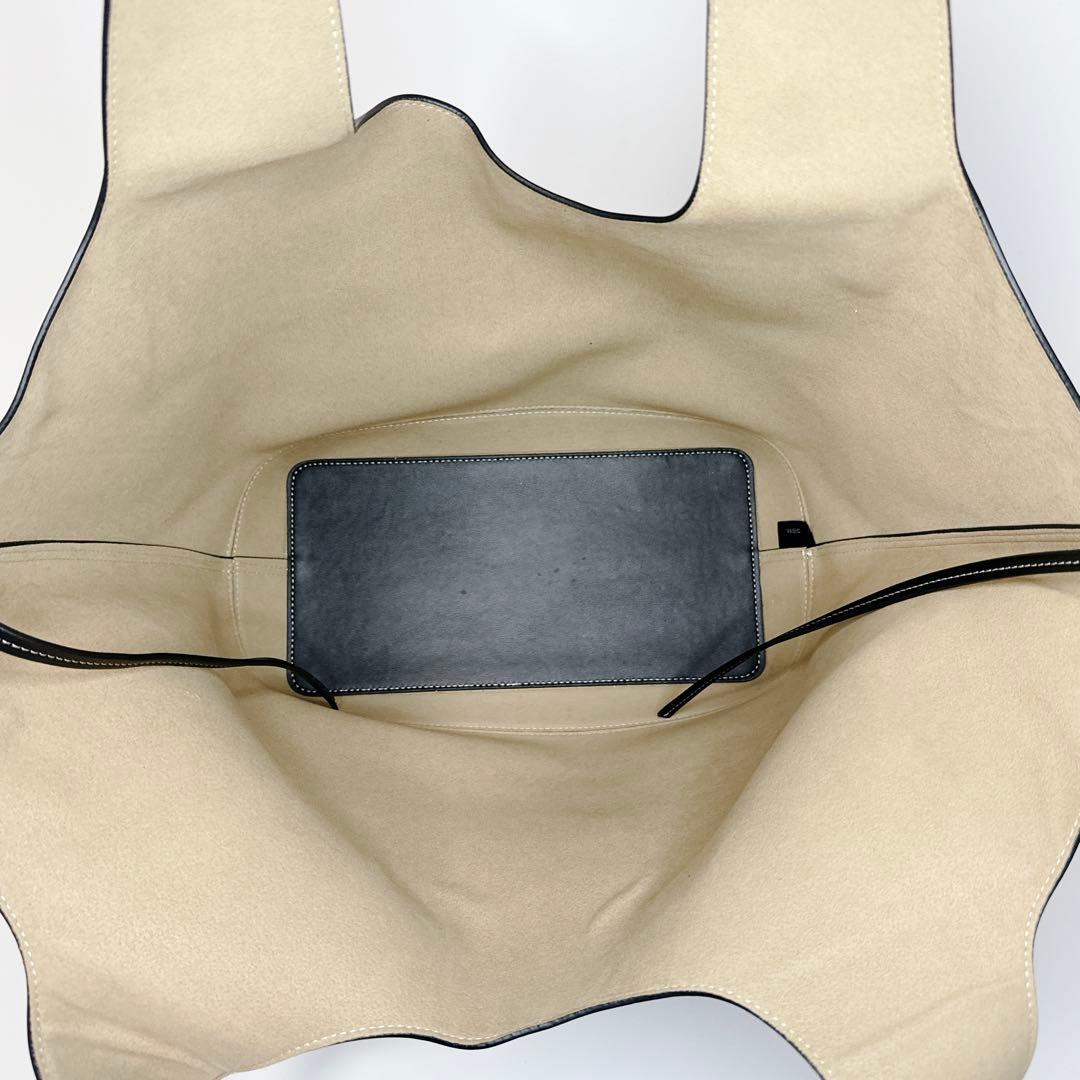 【人気商品】vasic mask ラージサイズ　トートバッグ レザー　ブラック