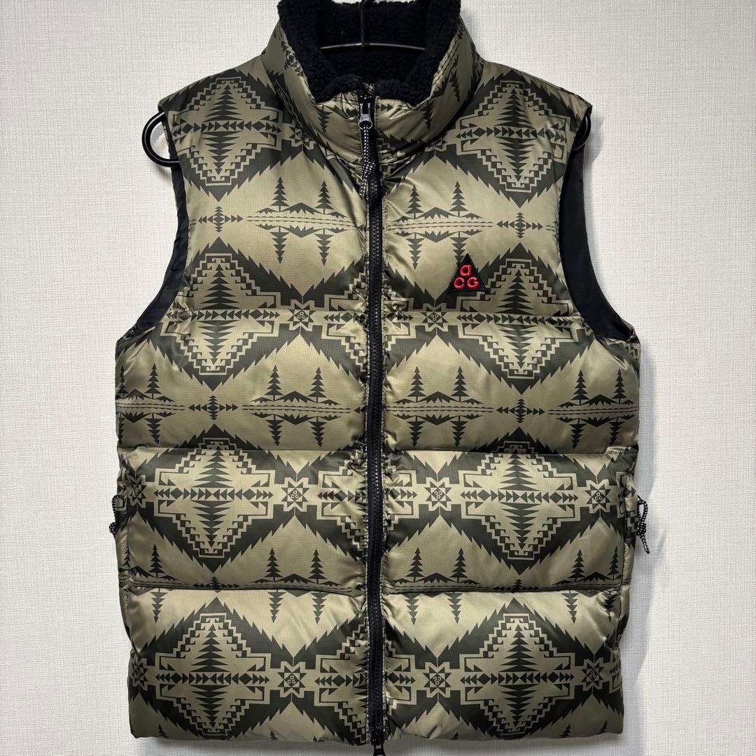 o*u様 NIKE ACG ダウンベスト Sサイズ　カーキ　総柄