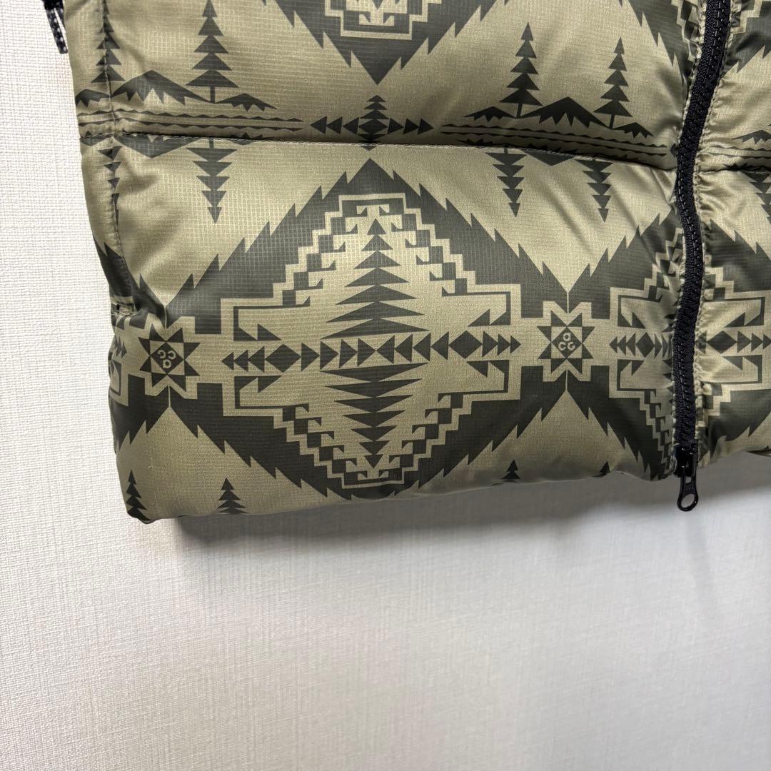 o*u様 NIKE ACG ダウンベスト Sサイズ　カーキ　総柄