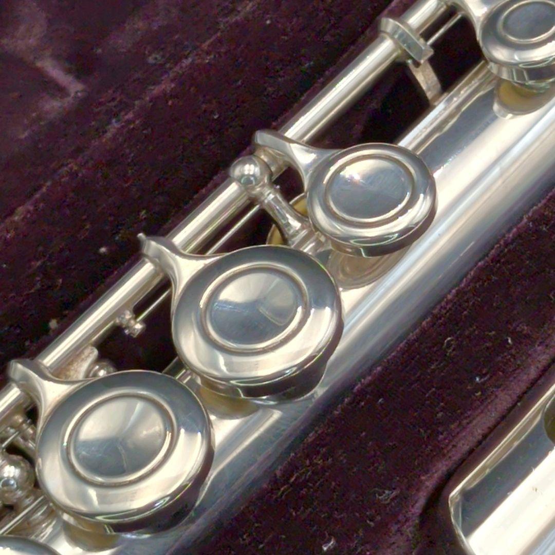 フルート　調整済　美品　ヤマハYFL211SⅡ（Eメカ.銀メッキ仕様）