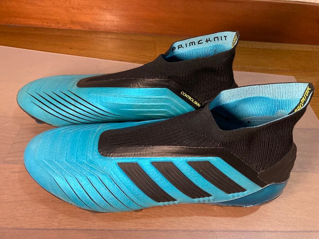 アディダス プレデター19+ sg 27.5cm ブルー サッカースパイク 緑