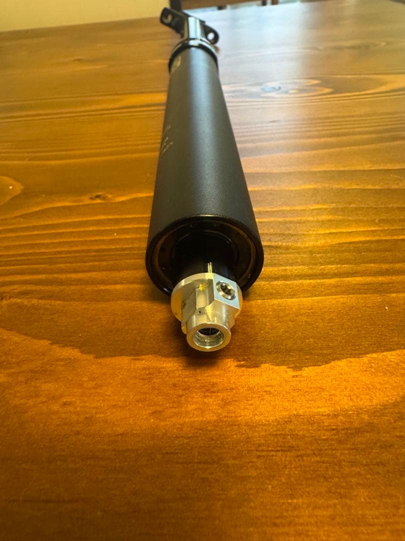 ROCKSHOX reverb シートポスト Φ31.6/390mm