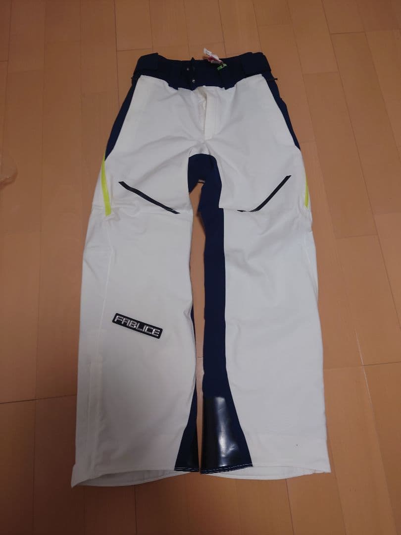 ファブリス　スキーウェアセット ホワイト