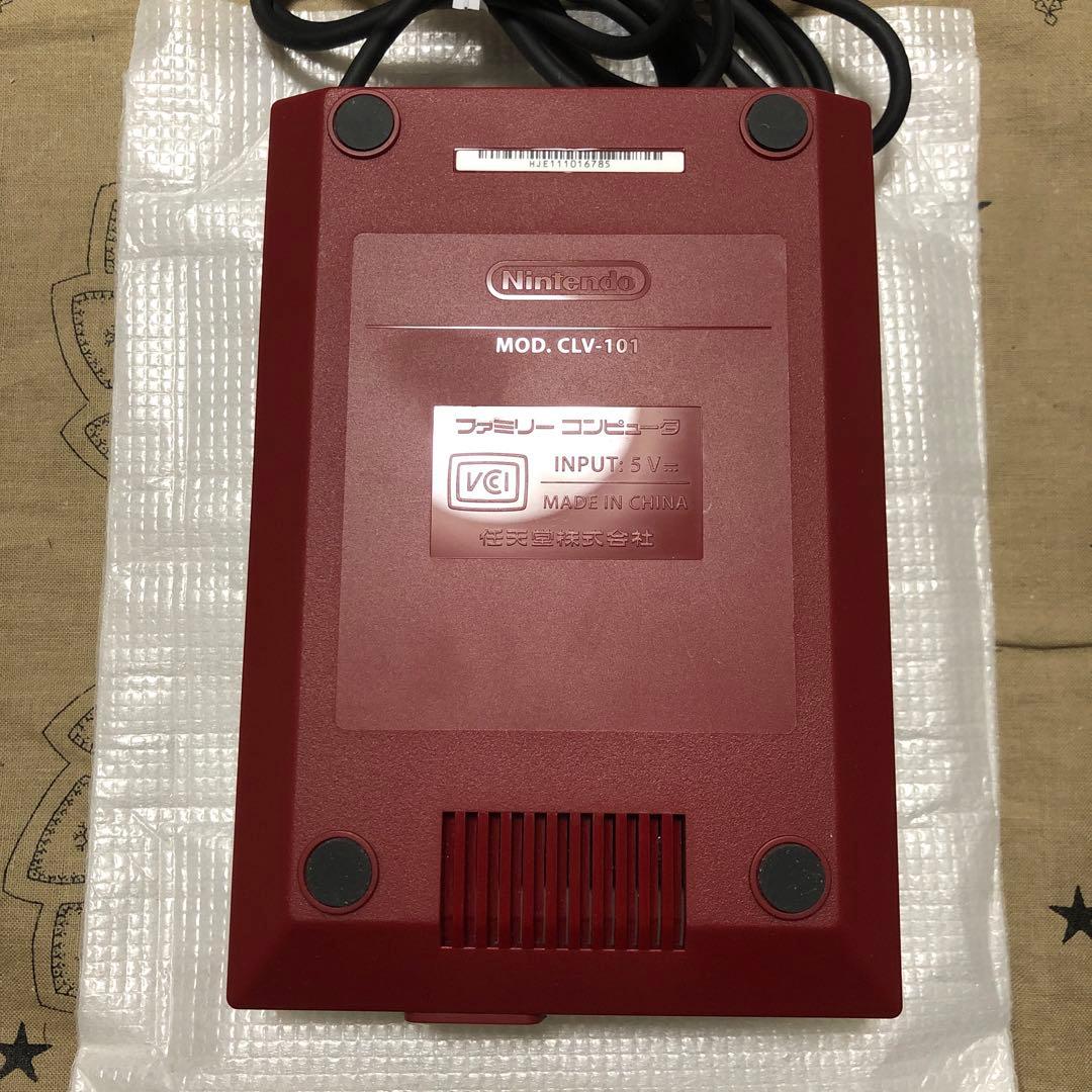 ほぼ新品 ニンテンドークラシックミニ ファミリーコンピュータ ACアダプター付
