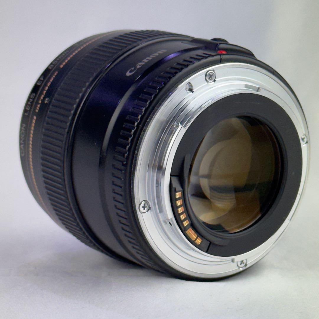 Canon EF 85mm F1.8 単焦点レンズ