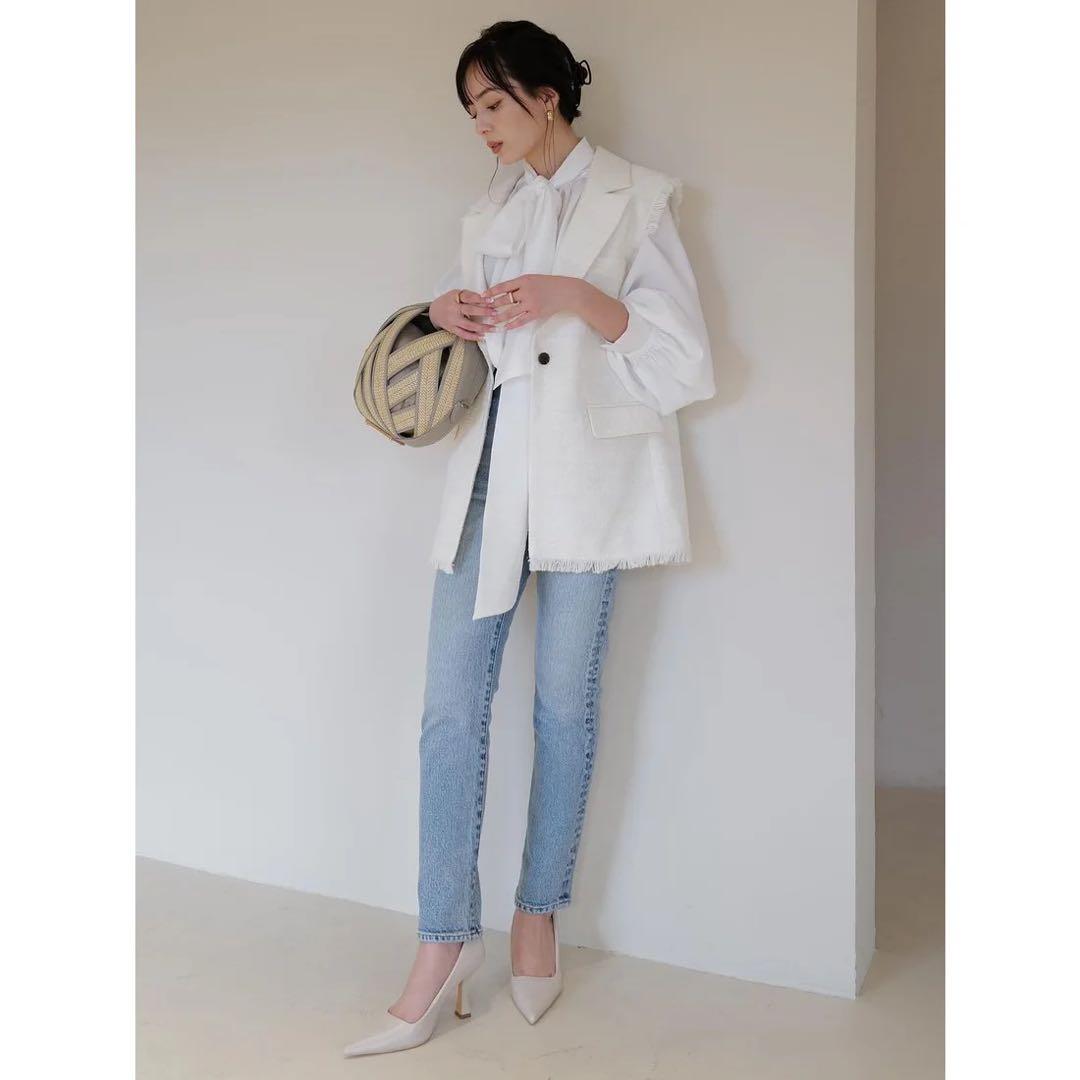 【美品】ツイードテーラードベスト ホワイト アニュアンス