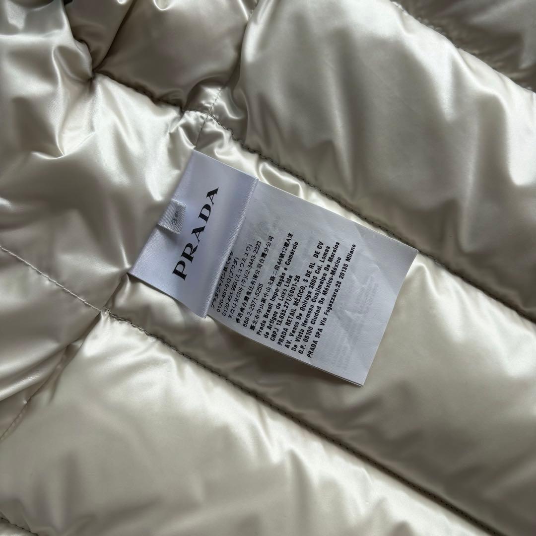 【極美品】近年モデル プラダ ダウンベスト 38 ネイビー 三角ロゴプレート