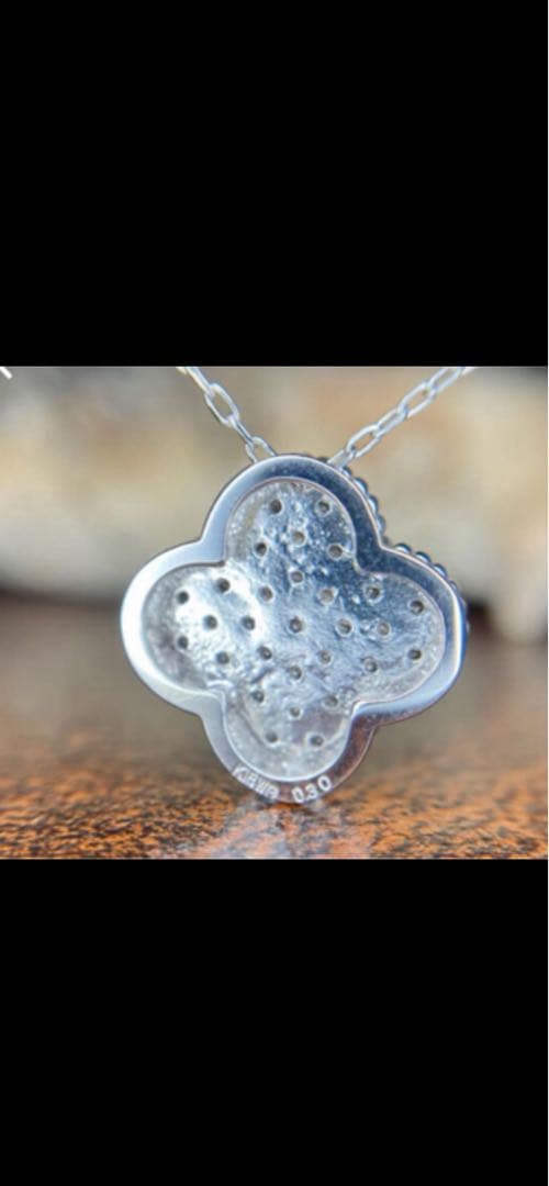 鑑別書付き☆k18wg天然ダイヤモンド0.3ct