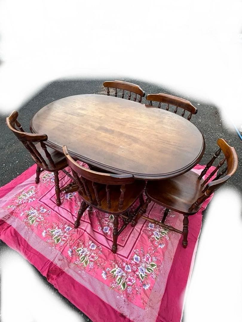 カリモク　コロニアル　ダイニングテーブル