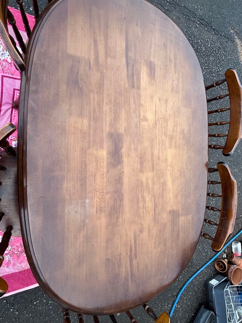 カリモク　コロニアル　ダイニングテーブル